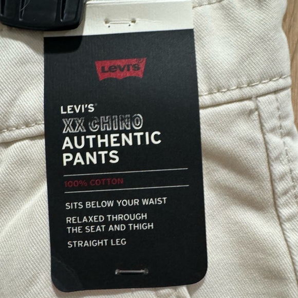 Levi’s - Picture 4 of 7